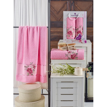 10678 Розовый DREAMS FLOWER махра (50х90+70х140 ) в коробке Набор полотенец MERZUKA 10678 Розовый DREAMS FLOWER махра (50х90+70х140 ) в коробке Набор полотенец MERZUKA